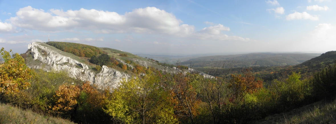 Výhled na Klentnici z pálavského hřebene